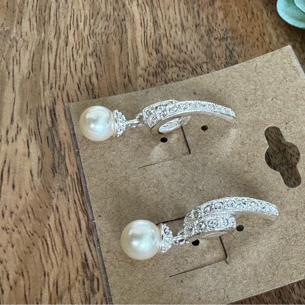 Vintage Pearl Dangle Earrings Pearl Drop Earrings